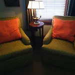 Altland House Inn & Suites