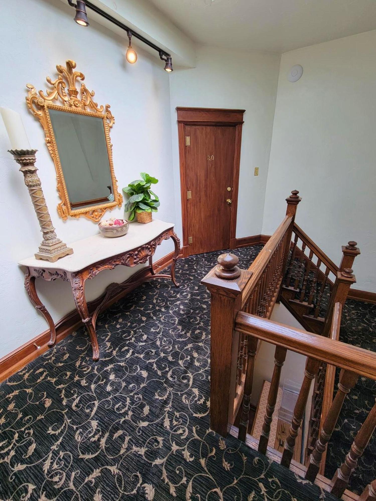 Altland House & Inn Abbottstown